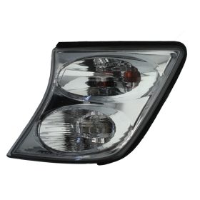 Front Right Turn Signal for Nissan Patrol Y61 (2000-2005)