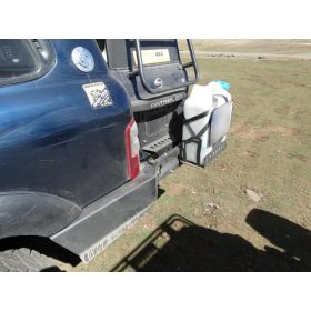   F4x4 kannatartó 30 l-es műanyag kannához Nissan Patrol Y61