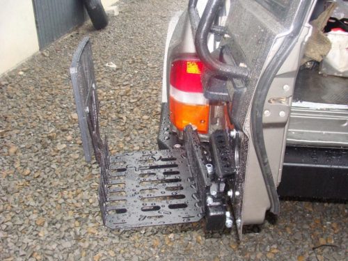 F4x4 can holder for 30 l plastic can Nissan Patrol Y60
