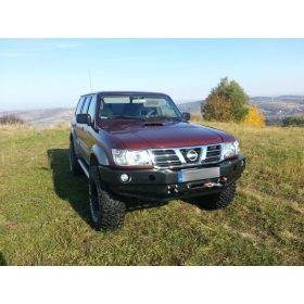   F4x4 Első csörlőtartós acél lökhárító Nissan Patrol Y61