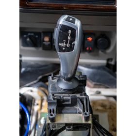 IOD 8HP váltókar tartó Nissan Patrol Y61