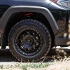 Alumínium felni 17x8 ET35 6x139,7 KM545 Trek Satin Black KMC