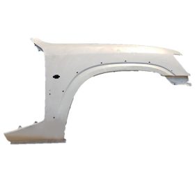 Első sárvédő jobb oldali Nissan Patrol Y61 1997-2004